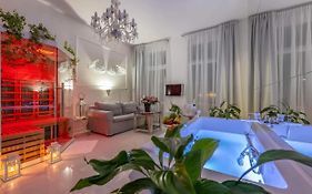 Apartament Sensual SAUNA&JACUZZI Poznań Stare Miasto